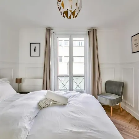 Splendide Au Coeur De 9 Appartamento Parigi